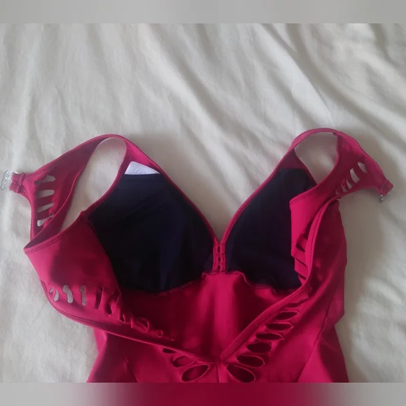 Red Supplex CAJUBRASIL Fitness Lazer Cut Open Back Jumpsuit S Brazil - Picture 10 of 11